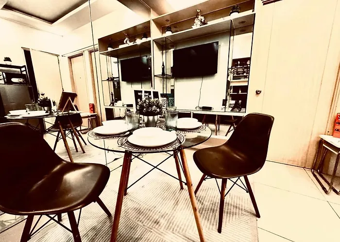 Charming 2 Bedroom Makati Apartment Manila